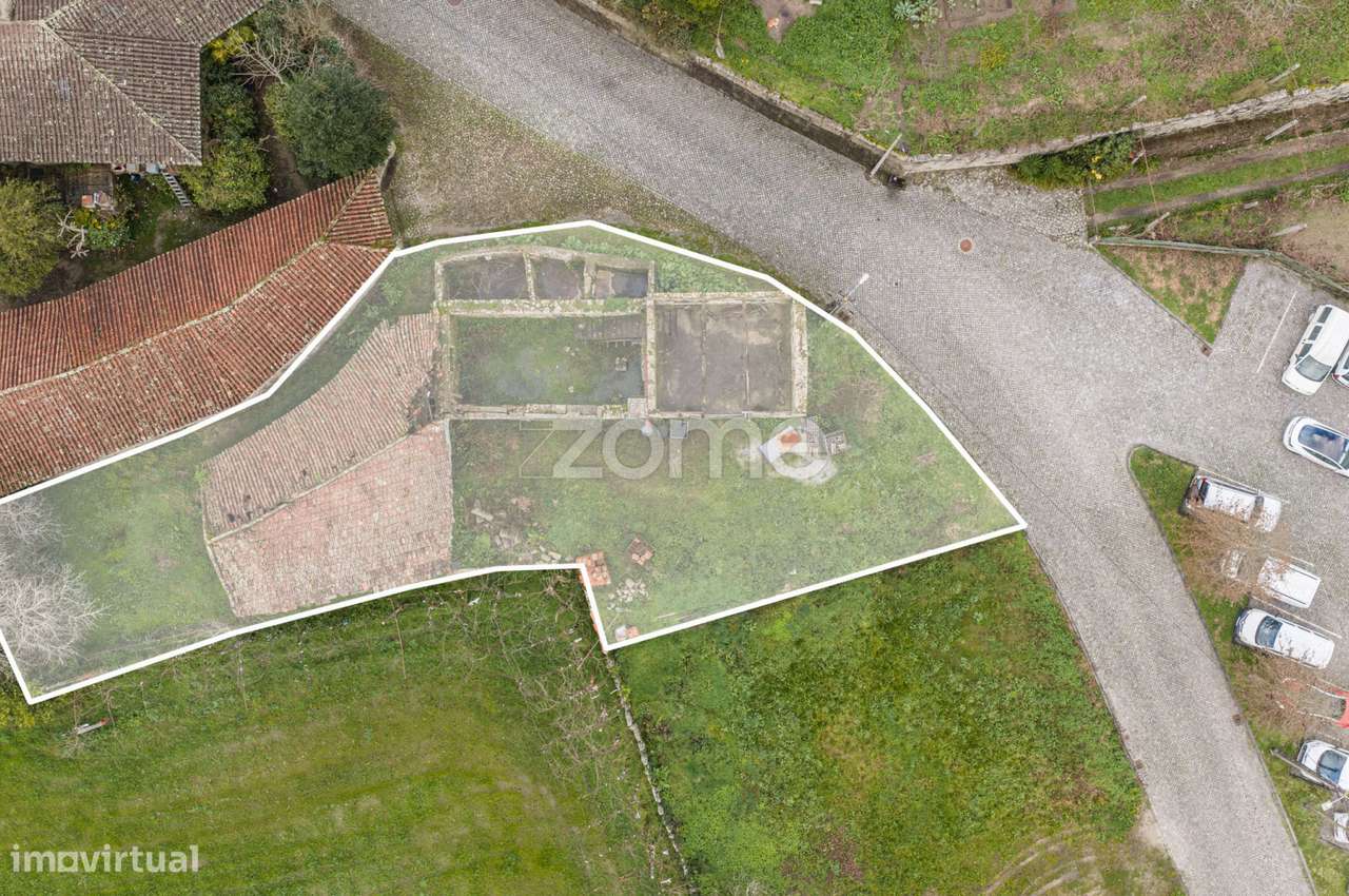 Ruína Em em Oliveira de S. Pedro com Projeto Aprovado - Grande imagem: 2/18