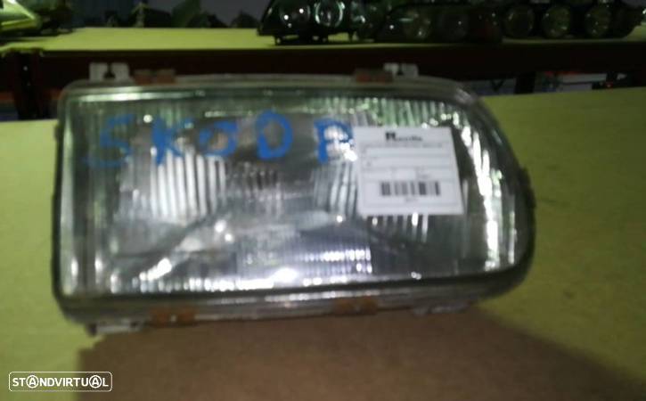 Optica Farol Direita Drt Skoda Felicia I (6U1) - 1