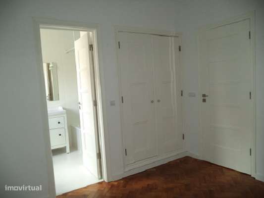 Arrendamento T2 Avenidas Novas - Grande imagem: 3/12