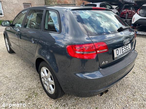 Audi A3 2.0 TDI Sportback DPF quattro Attraction - 6