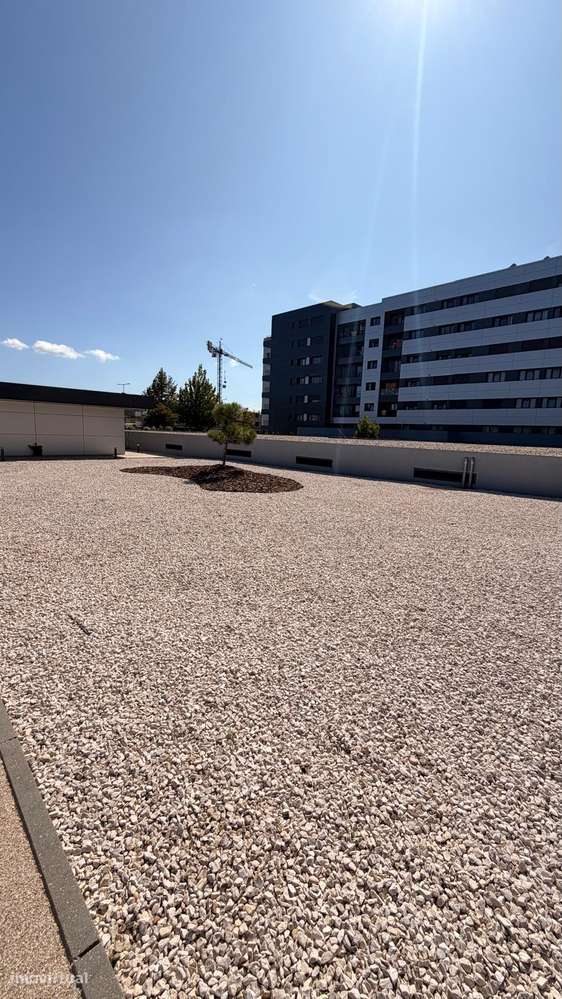 T2 com terraço – Condomínio Neovallis com Piscina | Valongo-19