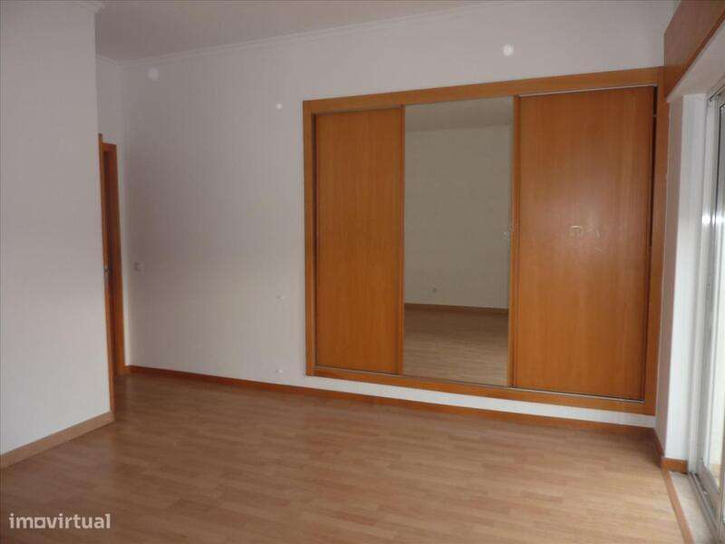 IMÓVEL ARRENDADO ATÉ JUNHO 2026-6