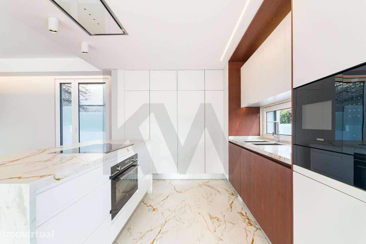 Casa Atlântica – Vida Costeira Moderna a Apenas 10 Minutos da Praia - Grande imagem: 5/45