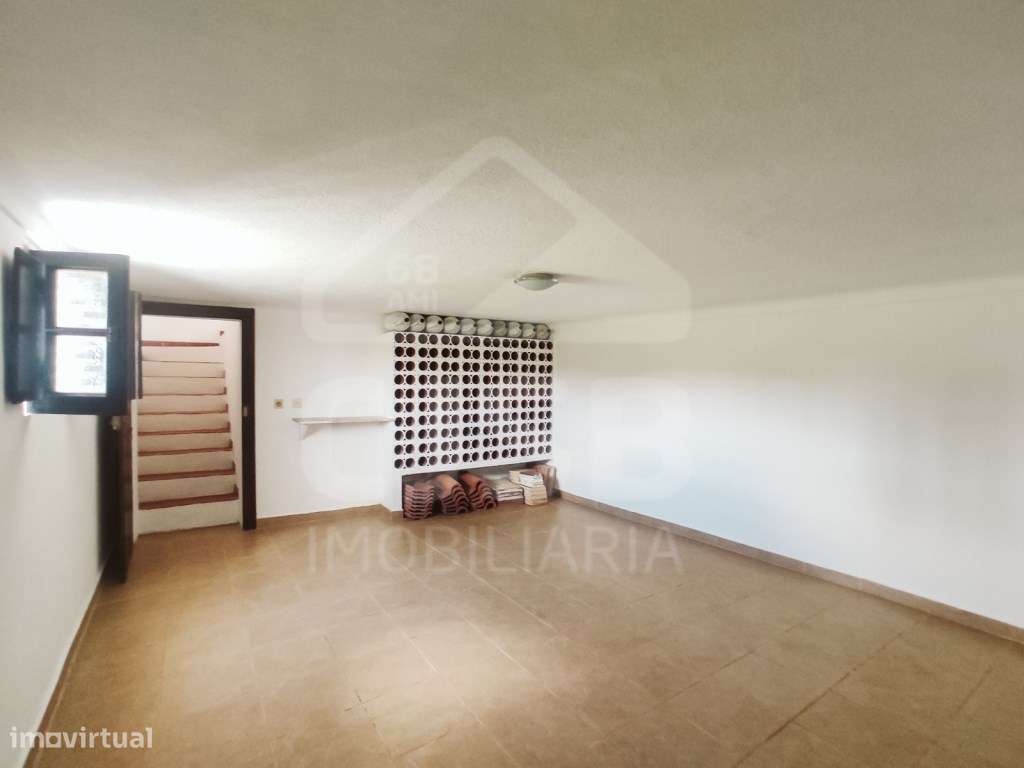 Moradia à Venda em Coruche - Valor Negociável-36