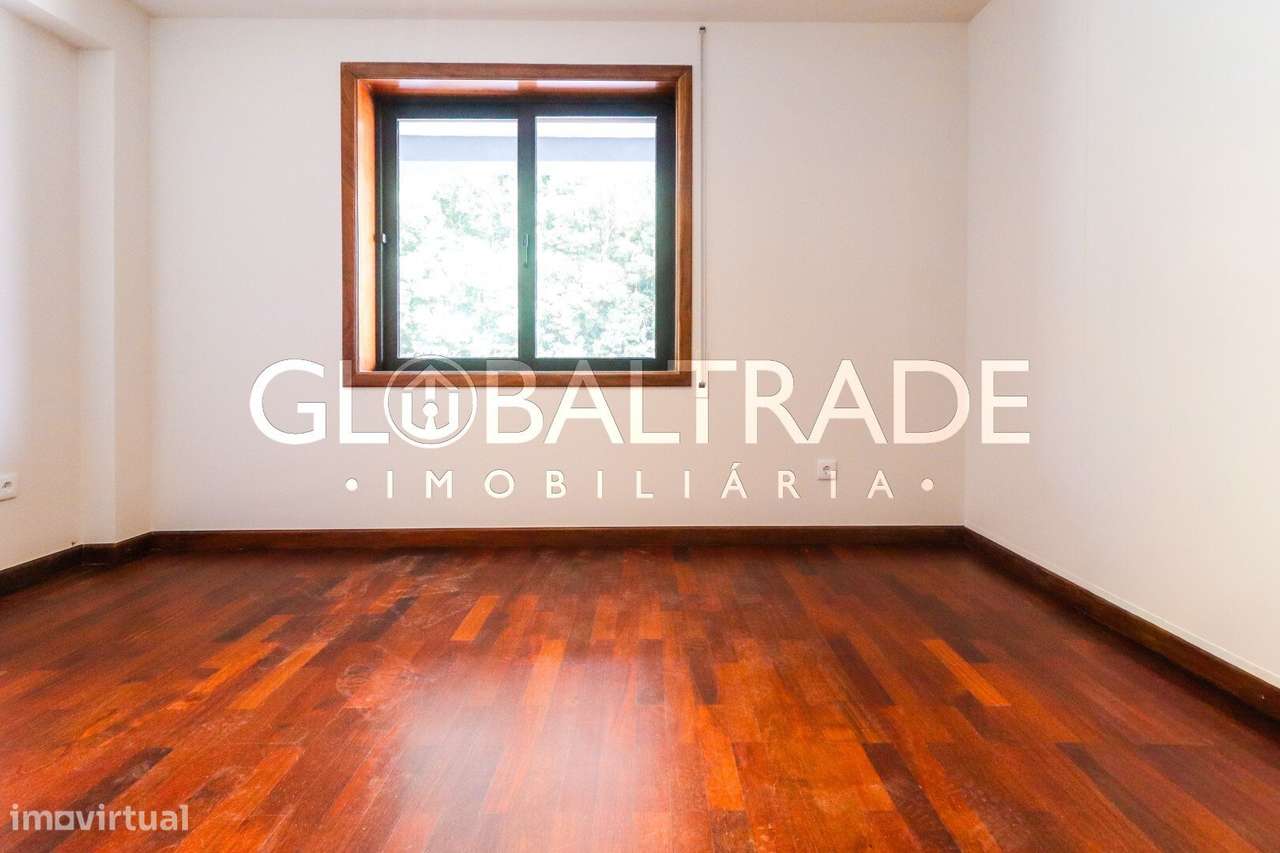 Apartamento T2 Renovado & Equipado em Fânzeres-35