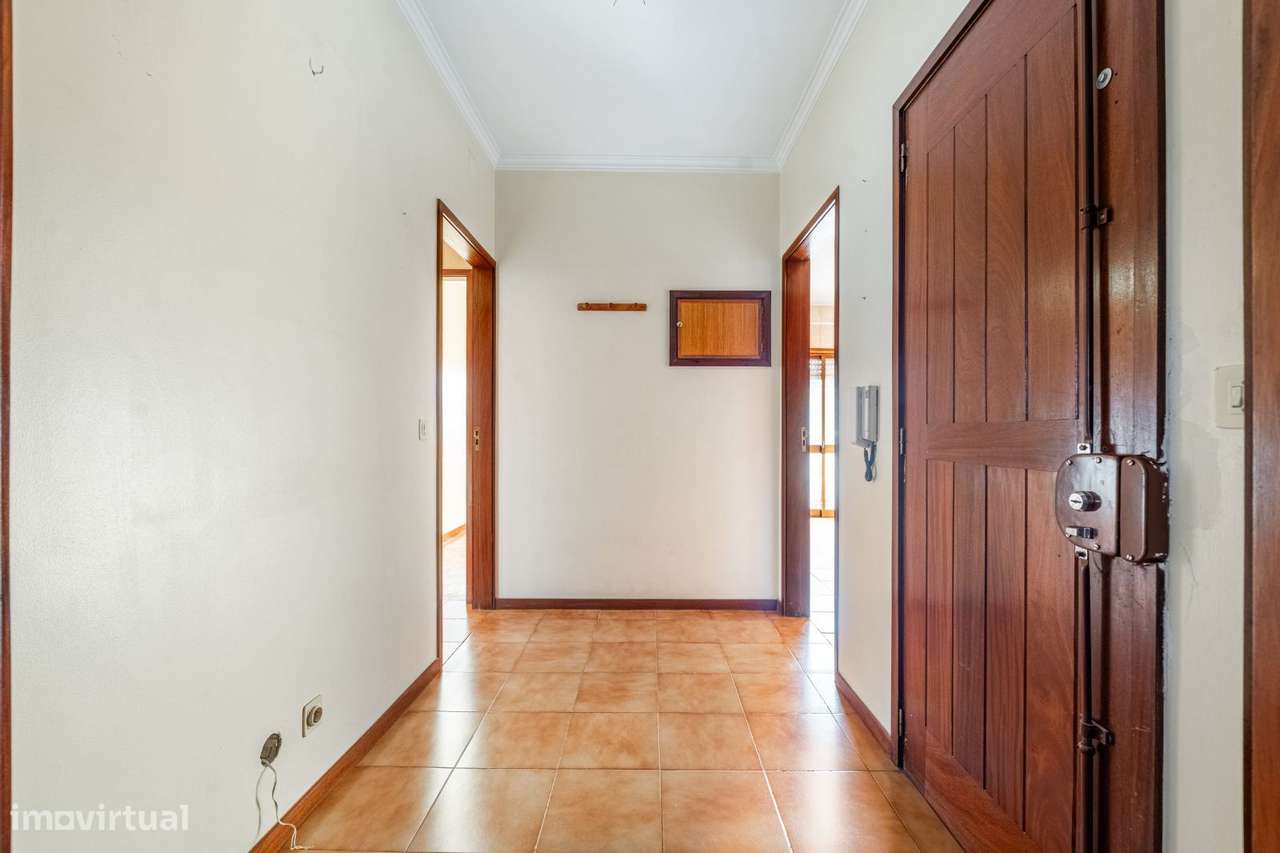 APARTAMENTO T2 - VILA VERDE- CENTRO - Grande imagem: 5/30
