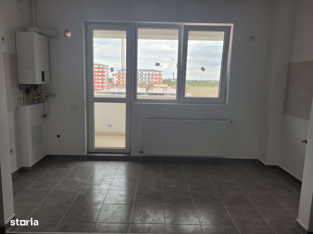 Metrou Aparatorii Patriei-Apt. 2 cam tip studio(tva 21% inclus) - Imagine principală: 4/7