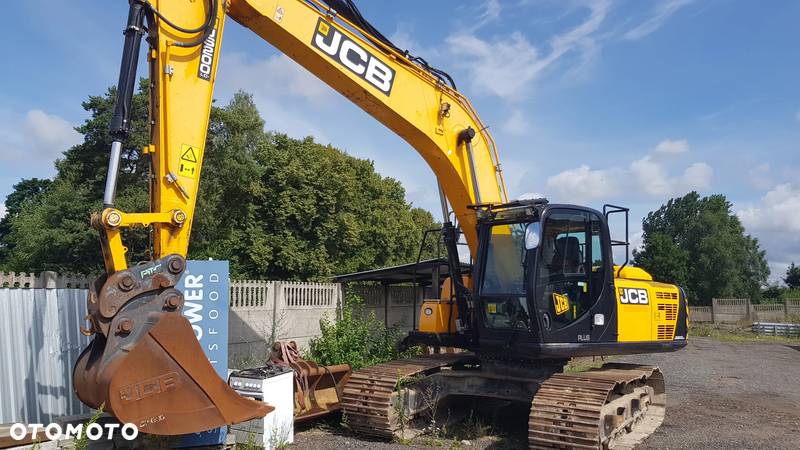 JCB JS200LC+ - 2