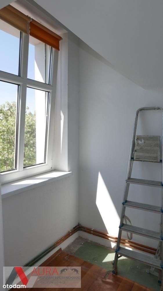 Mieszkanie w kamienicy w świetnej lokalizacji.-11