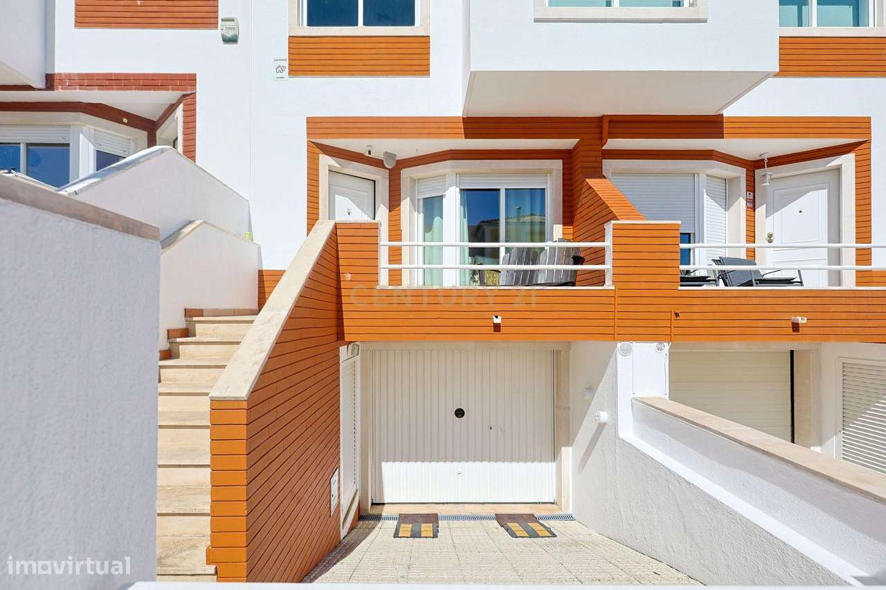 Moradia T3 com garagem e sótão na Sobreda, Almada - Grande imagem: 5/40