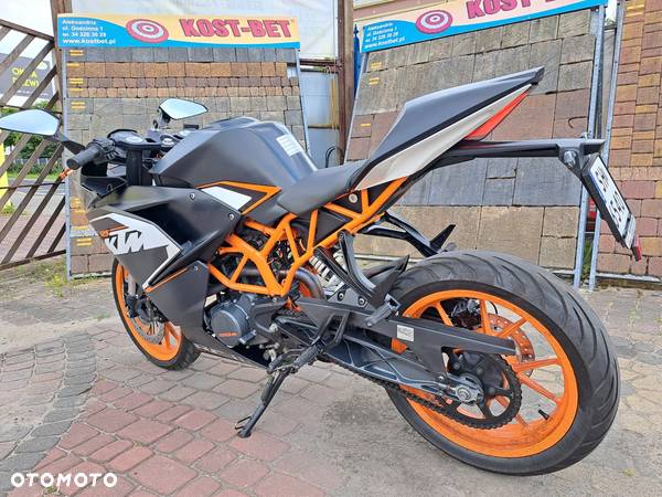 KTM RC 125 - 26