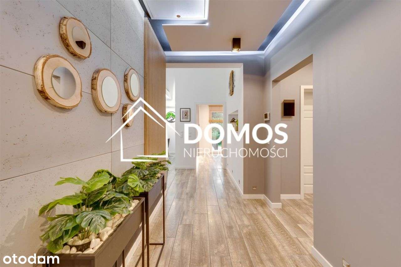 Piękny Dom Parterowy Z Garażem-1