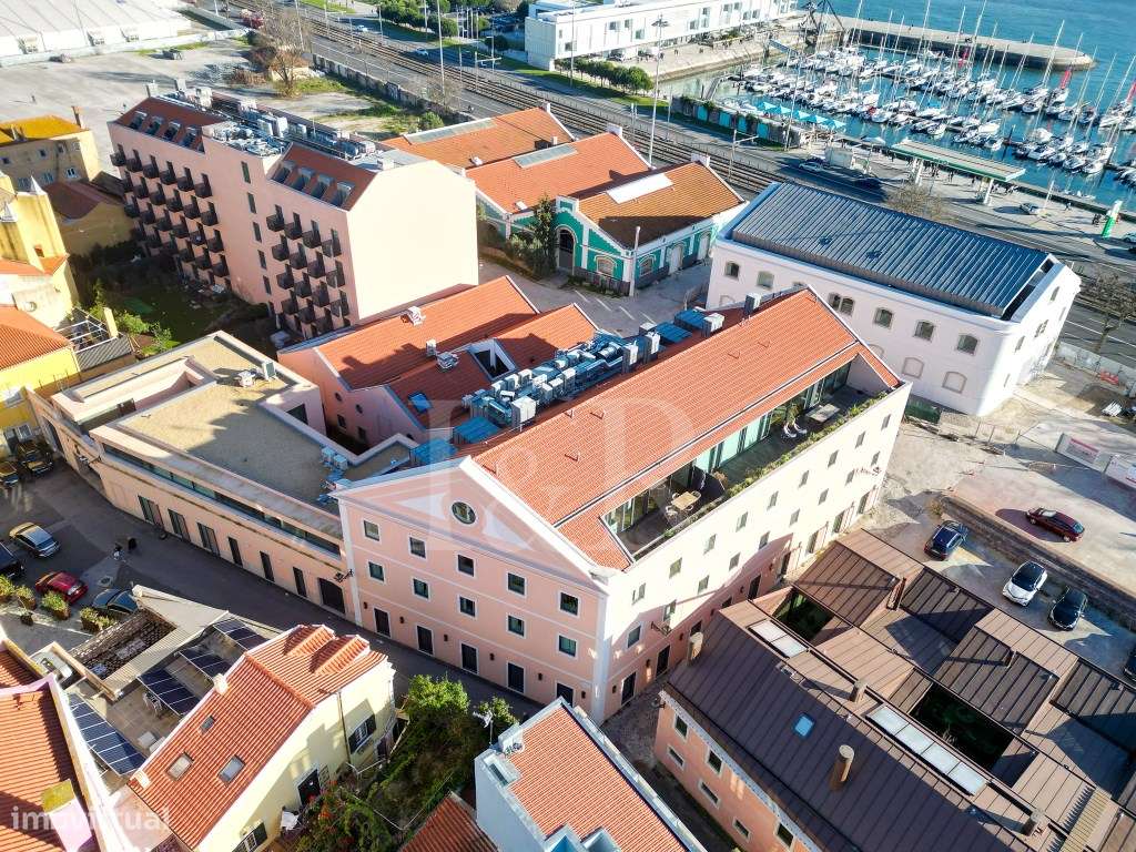 Apartamento T4 duplex com dois terraços e piscina em Belém-43