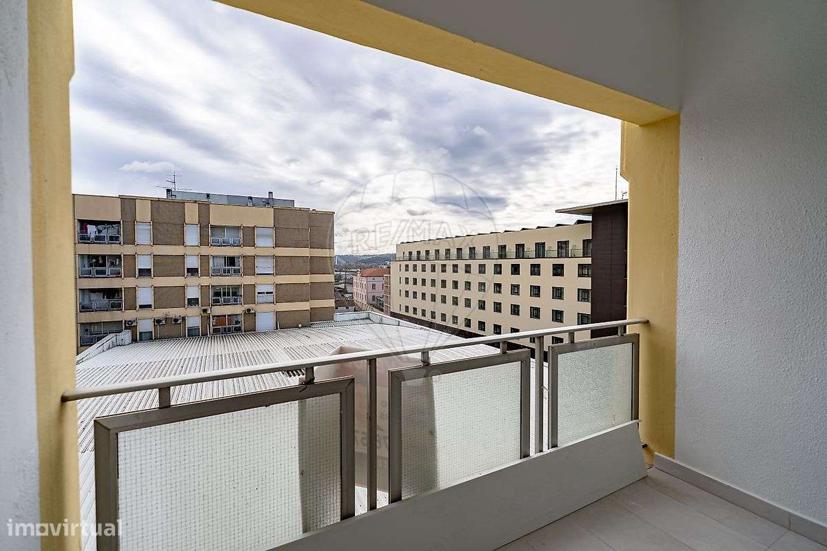 Apartamento T1 para venda - Grande imagem: 3/17