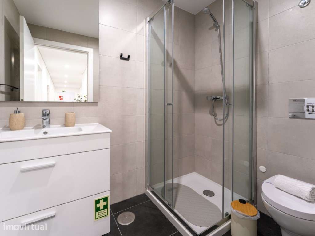 Apartamento com vista mar, piscina e estacionamento na Nazaré-8