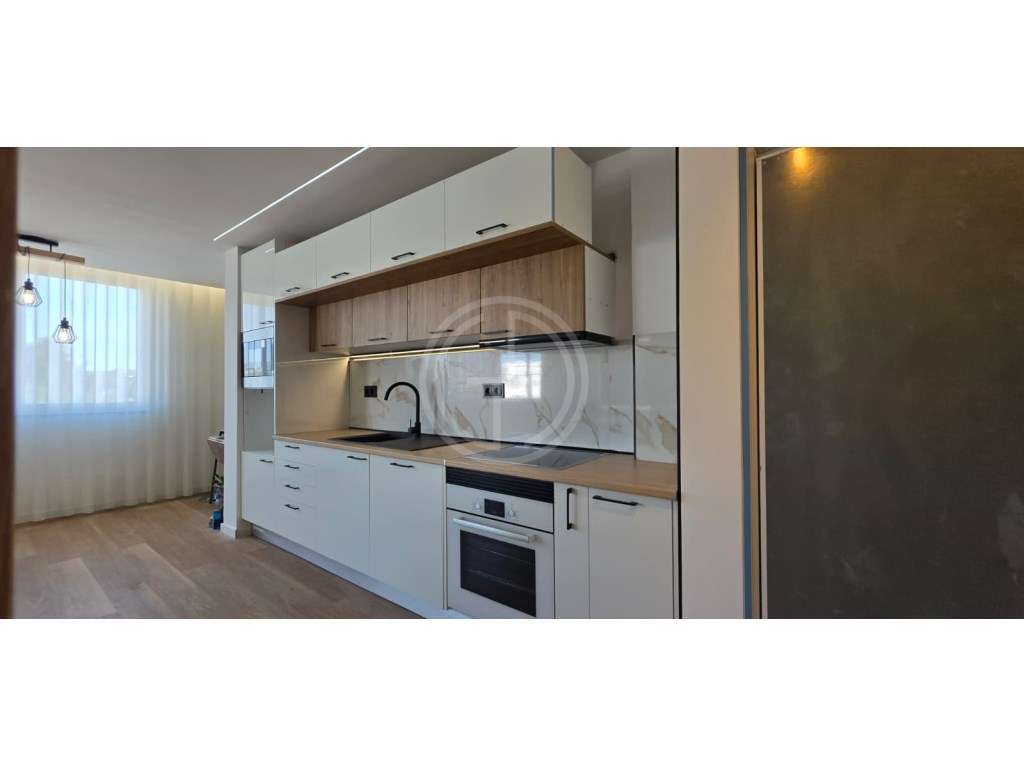 Apartamento T3 Renovado no Centro de Loulé - Grande imagem: 5/27