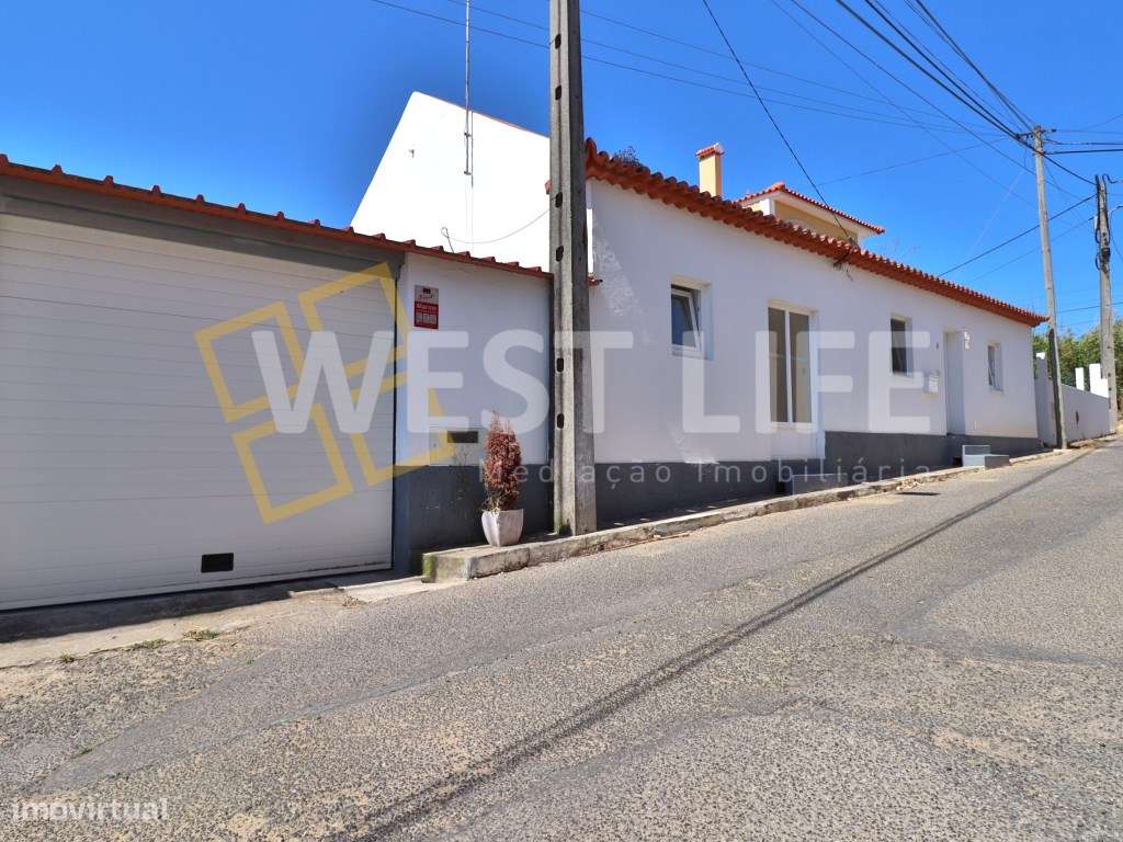 Moradia T3+1 - Com anexo T0 - Terraço com churrasqueira - Excelente... - Grande imagem: 4/24