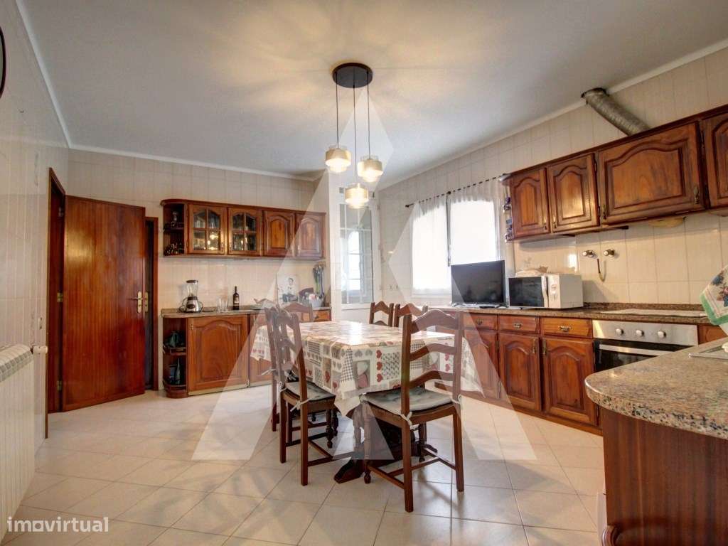 Moradia isolada em Oiã-9