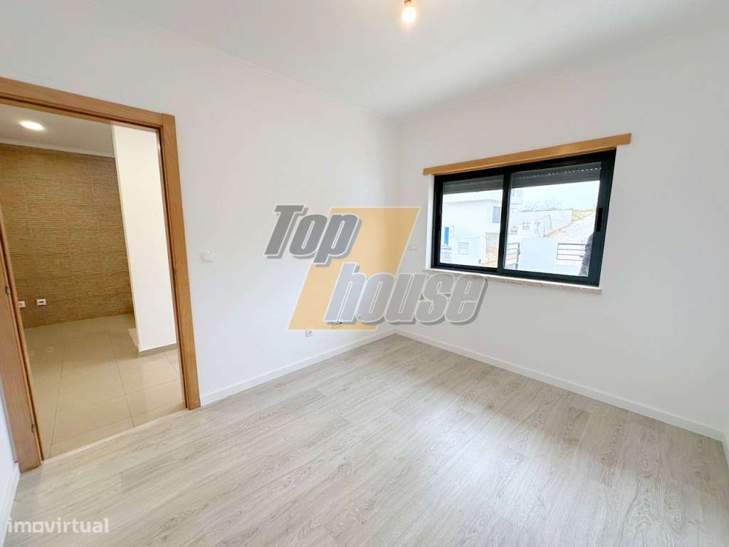 Moradia Isolada T5 Com Cave-7