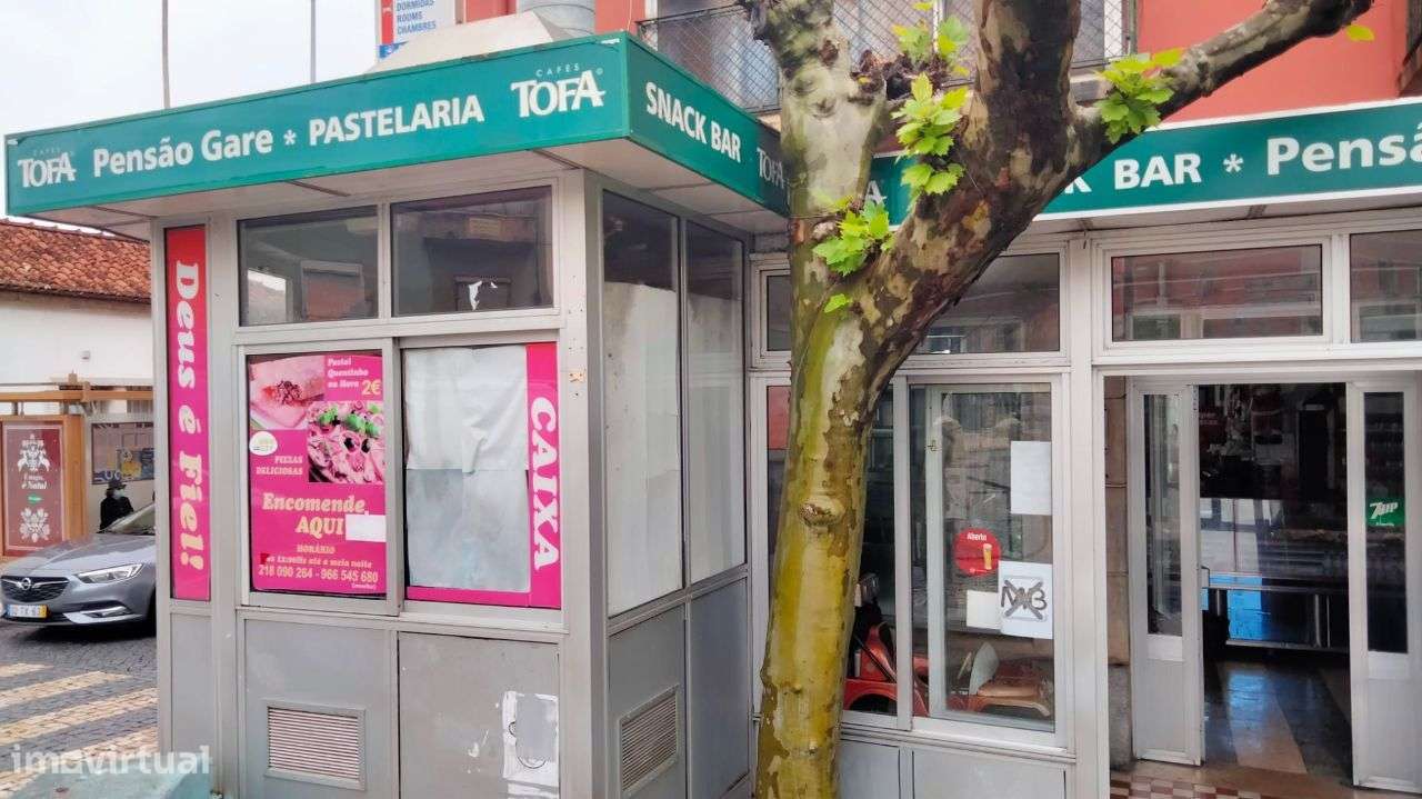 Prédio estação CP Mem Martins-5