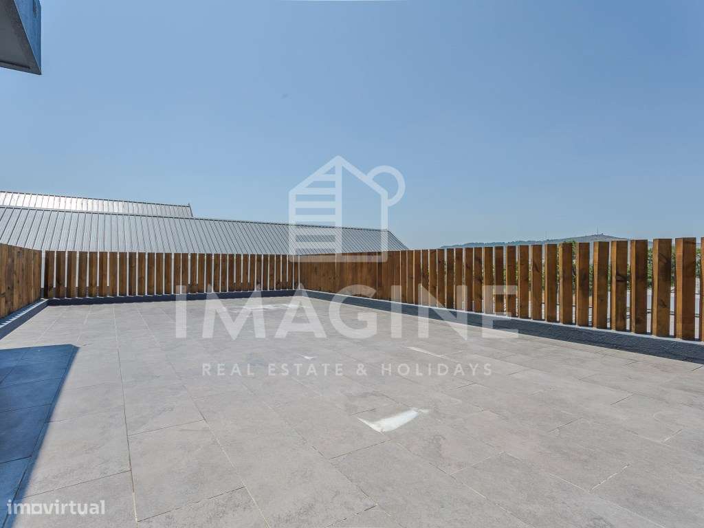 Moradia V2, de Arquitetura Moderna com Piscina e jardim - Urbanizaç...-58