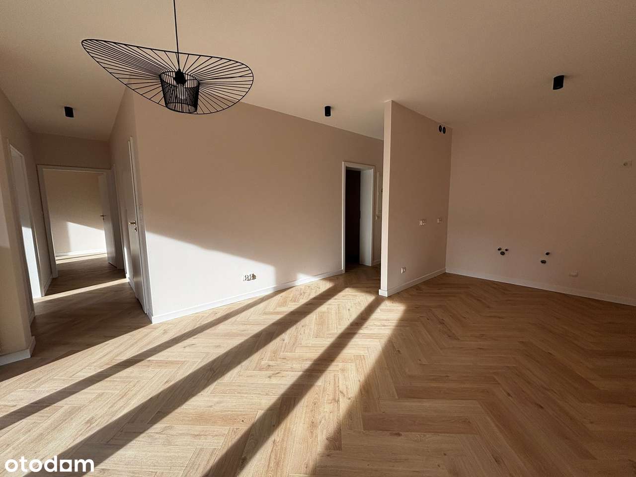 Apartament 4 pokojowy z ogrodem- pod klucz-3