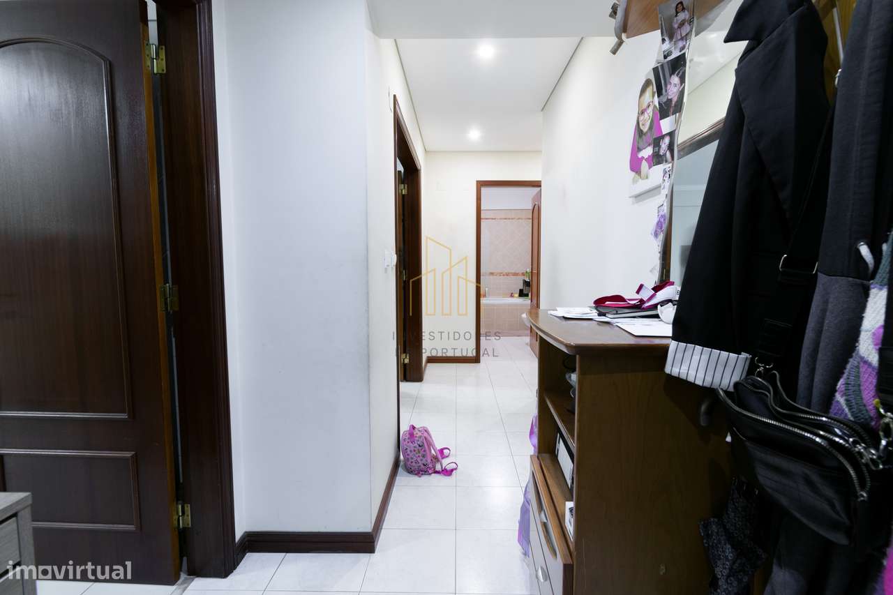 T3 com áreas generosas e excelente localização – Rua Cidade de Belg...-21