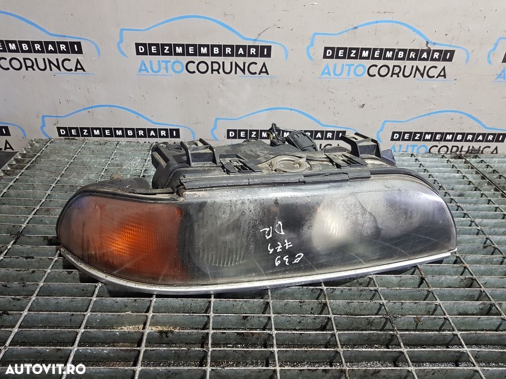 Far Dreapta BMW 520D E39 1996 - 2003 Berlina 4 Usi (774) Xenon VOLAN STANGA - 1