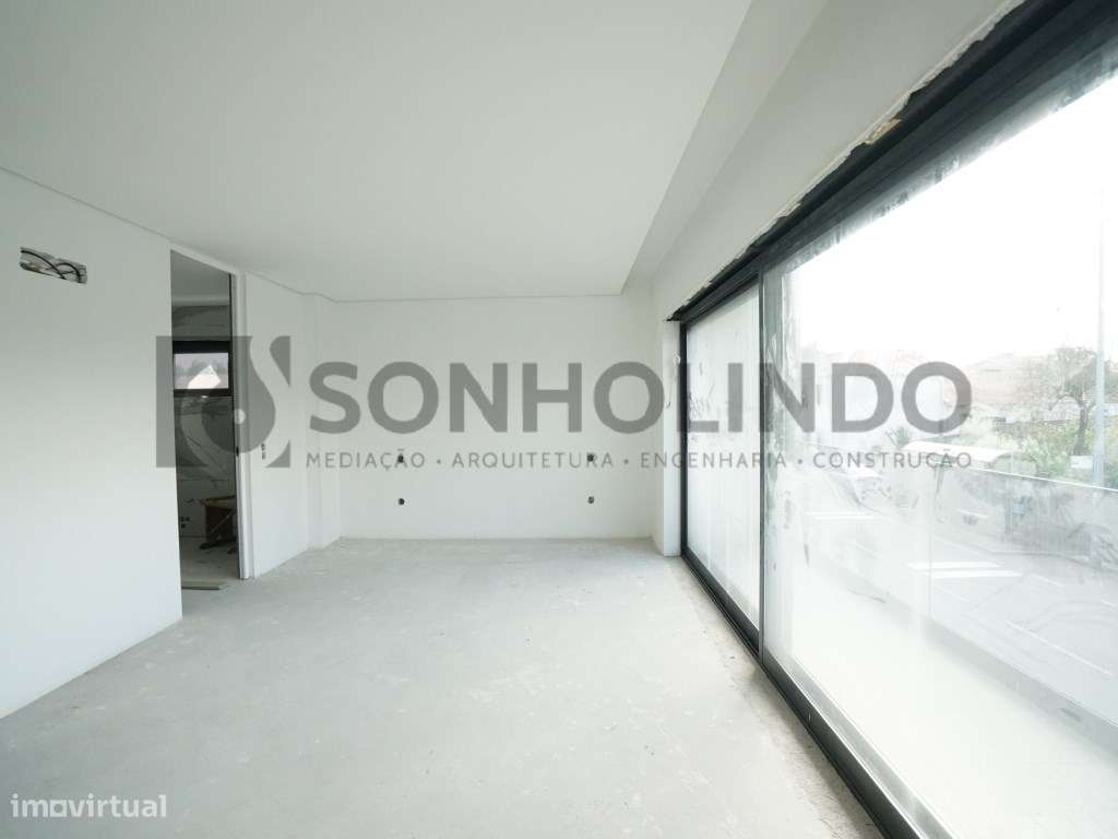 Moradia T3 Nova com escritório, no centro da cidade em fase final d...-19
