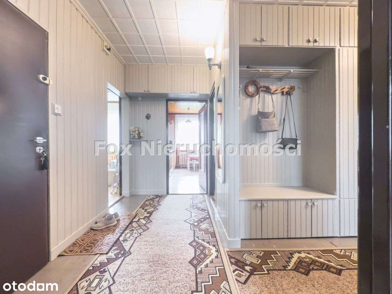 Duże 4 pokojowe mieszkanie z balkonem - niski blok-11