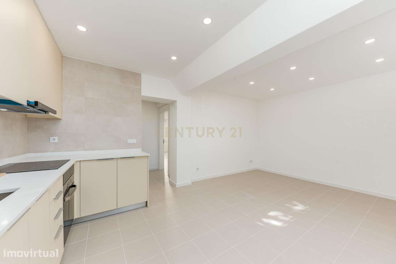 Apartamento Renovado T2 na Amadora - Grande imagem: 5/21