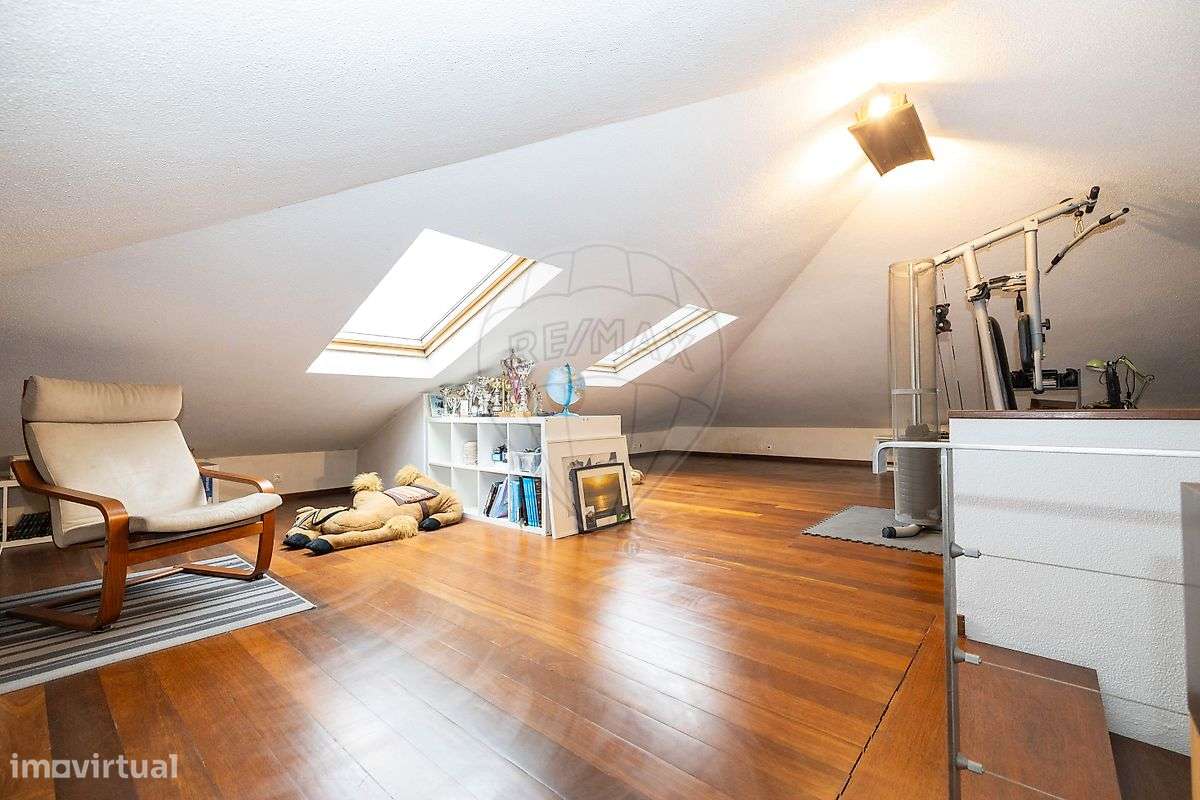 Moradia T5 para venda-33