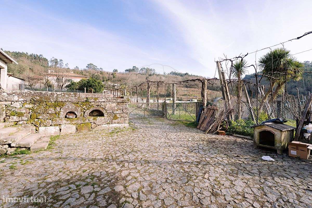 Moradia T3 para venda-8