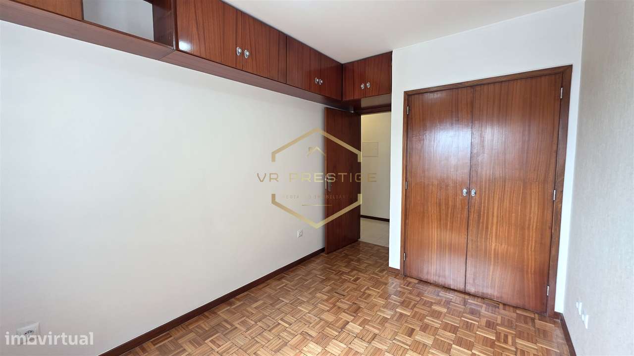 Apartamento T1 a 450 metros da praia de Aver-o-Mar-11