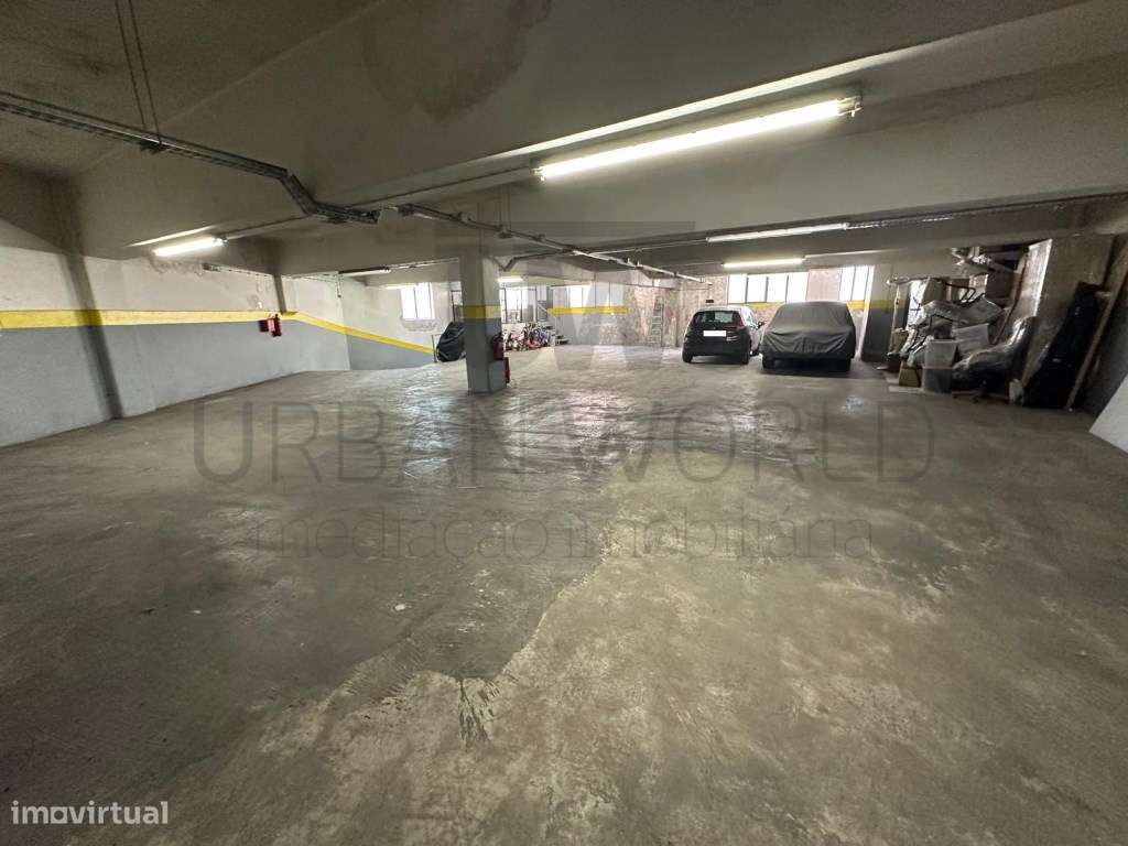 Garagem, Centro de Lisboa, 1.300 m2-6