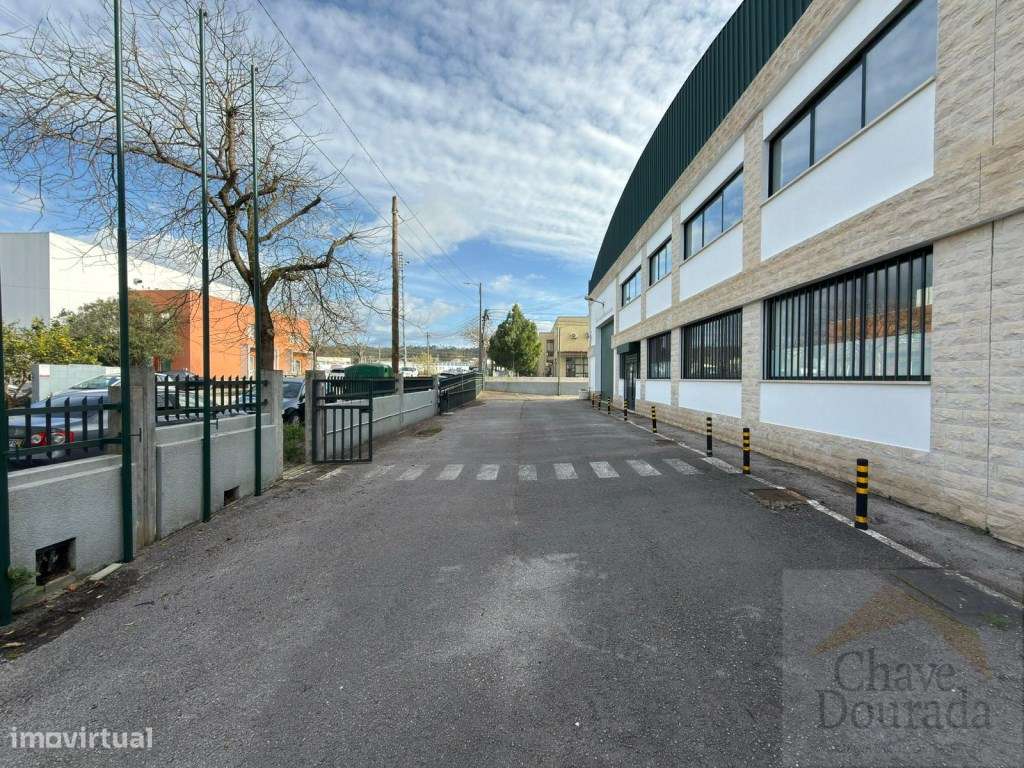 Dois armazéns - Taveiro - Grande imagem: 2/26