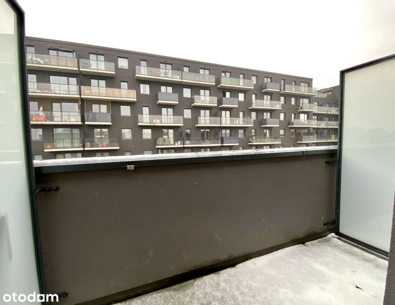 0% prowizji! Nowoczesne 2-pokojowe mieszkanie z dwoma balkonami!-12