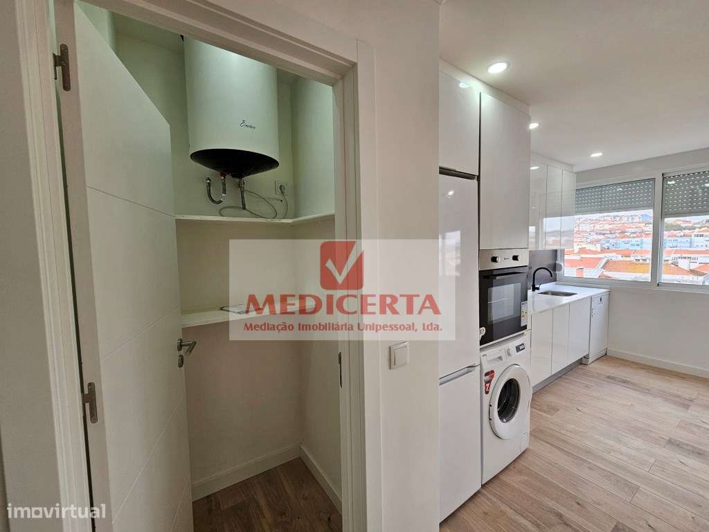 Amadora- Damaia-Cima T4 (104m2) Totalmente remodelado - Grande imagem: 4/19