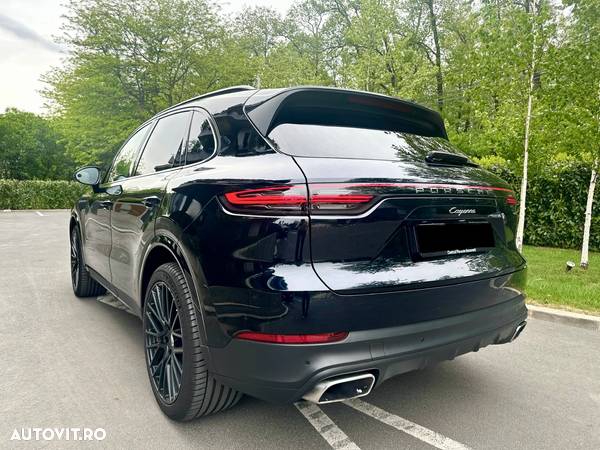 Porsche Cayenne Tiptronic S Platinum Edition - 4