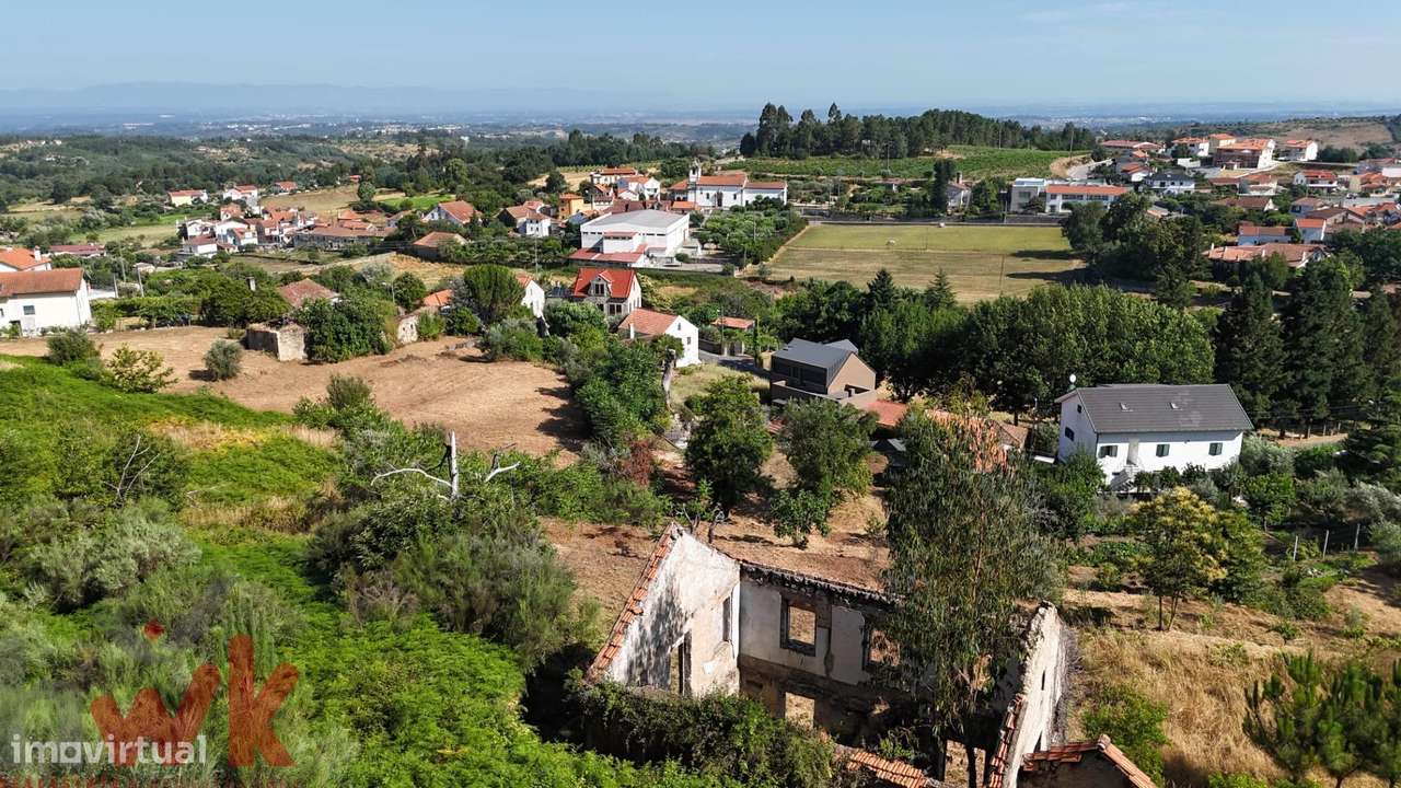 Casa Pedra Granito 2 pisos com terreno com 5.136 m2-1