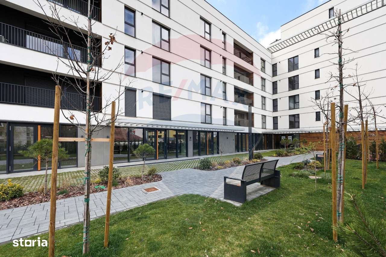 Spațiu comercial de închiriat, cu terasa, în zona Ultracentral! - Imagine principală: 2/18