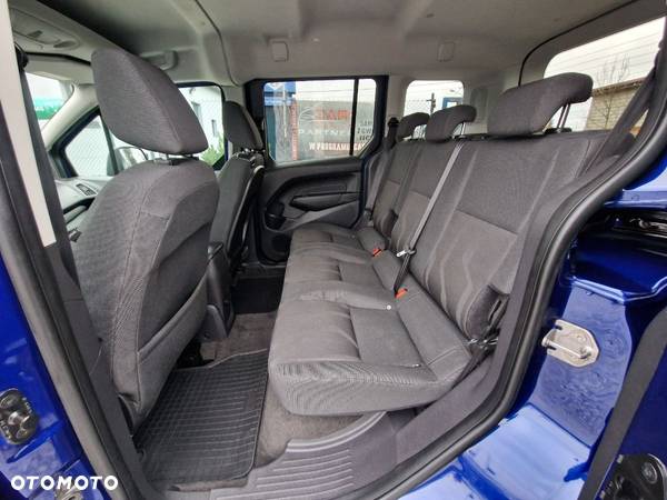 Ford Tourneo Connect - 22