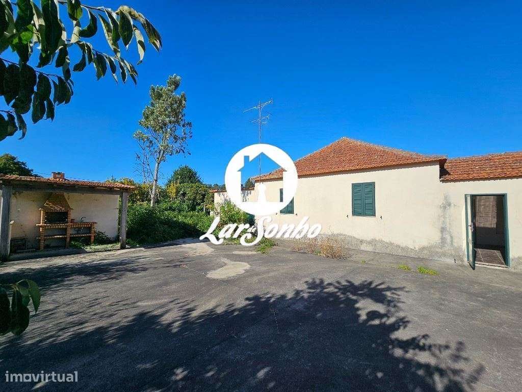Quinta T4 em Rio Meão com 7500m2-24