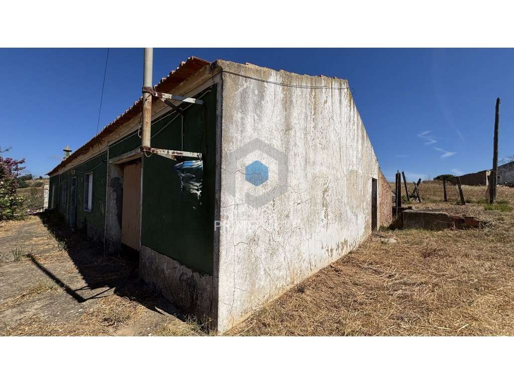 Moradia T3 para recuperar - Grande imagem: 4/34