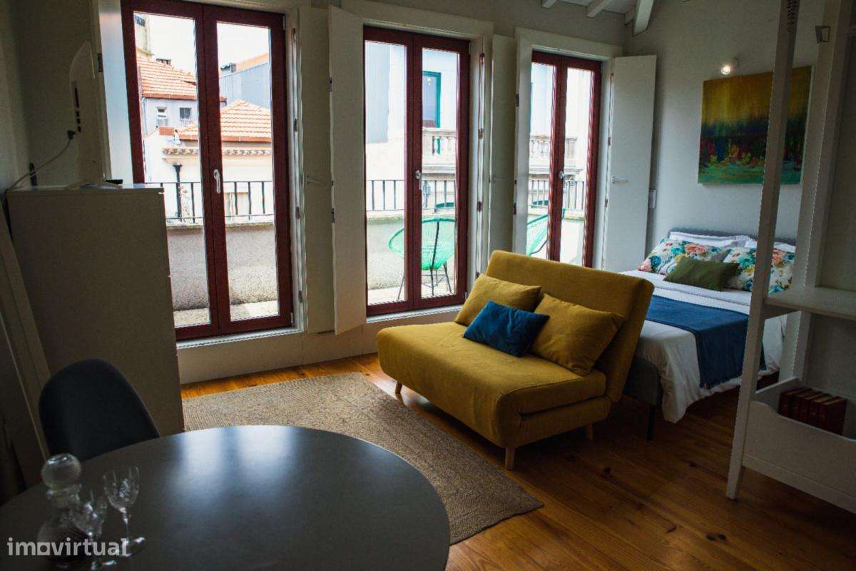 Estúdio - localizado em Santo Ildefonso Porto - Grande imagem: 2/7