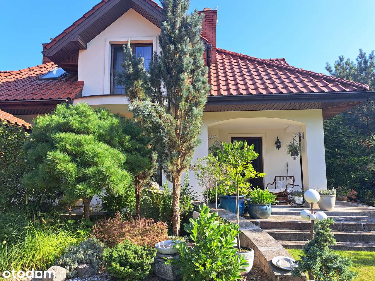 Luksusowy dom z pięknym ogrodem. - Pełny obrazek: 4/20