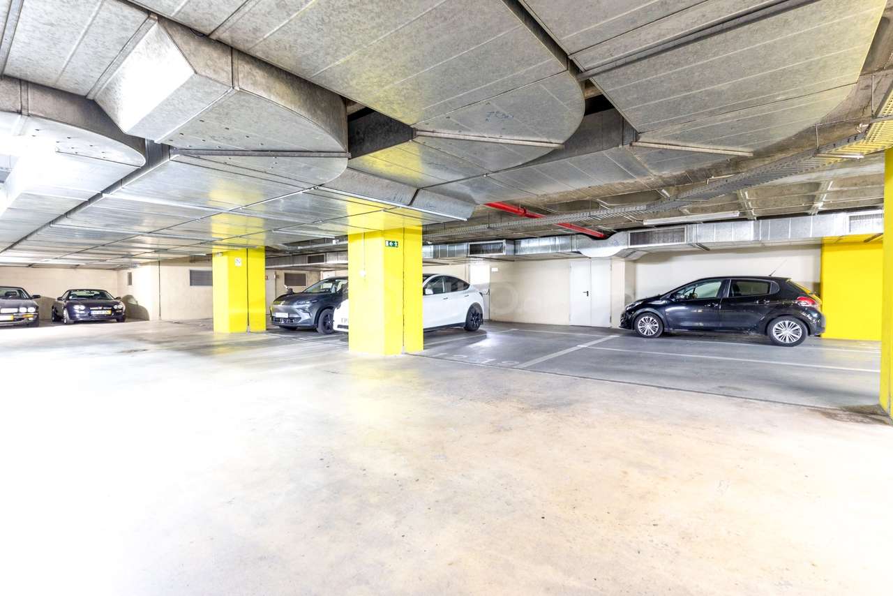 APARTAMENTO T2 NO MESMO PRÉDIO DO SHOPPING SPACIO | OLIVAIS – LISBOA-25