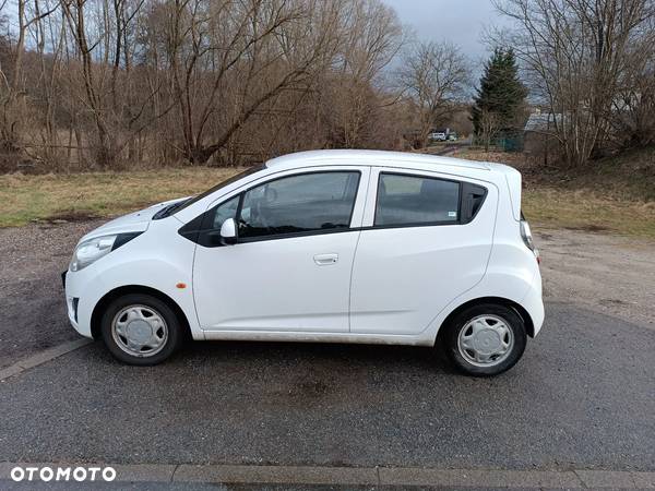 Chevrolet Spark - 3