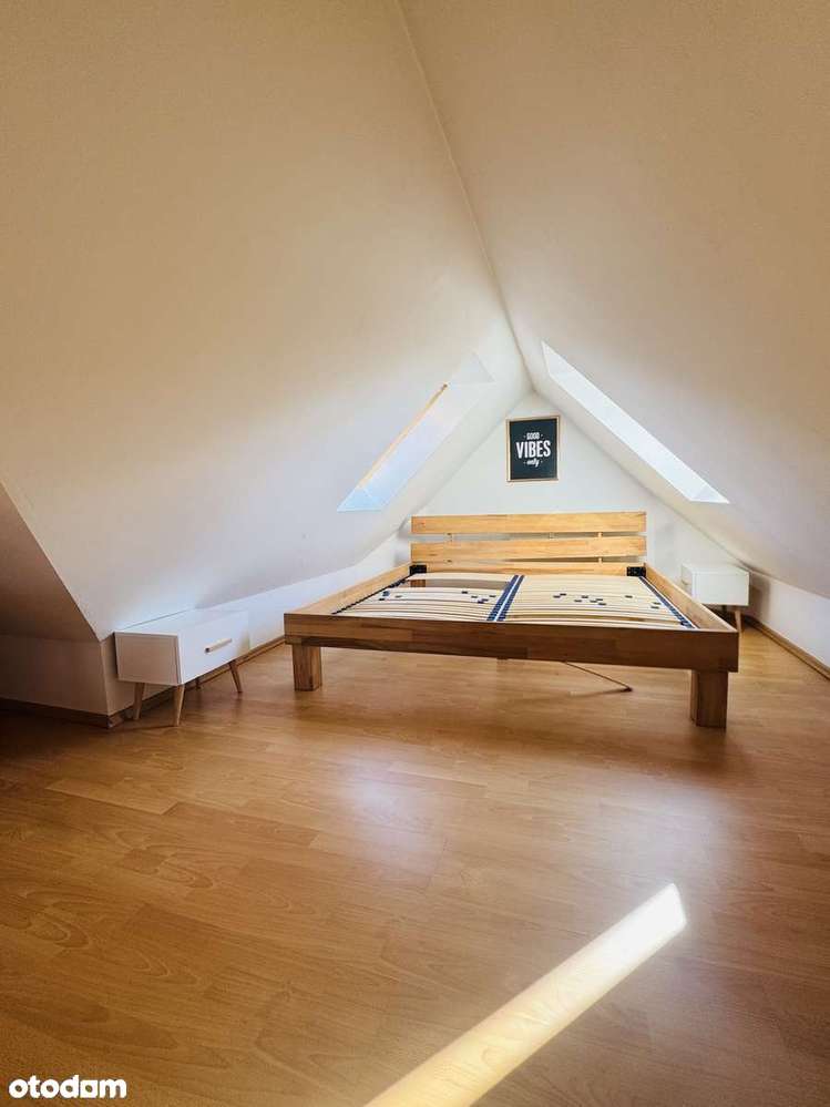 Duża i oryginalna kawalerka typu studio-4