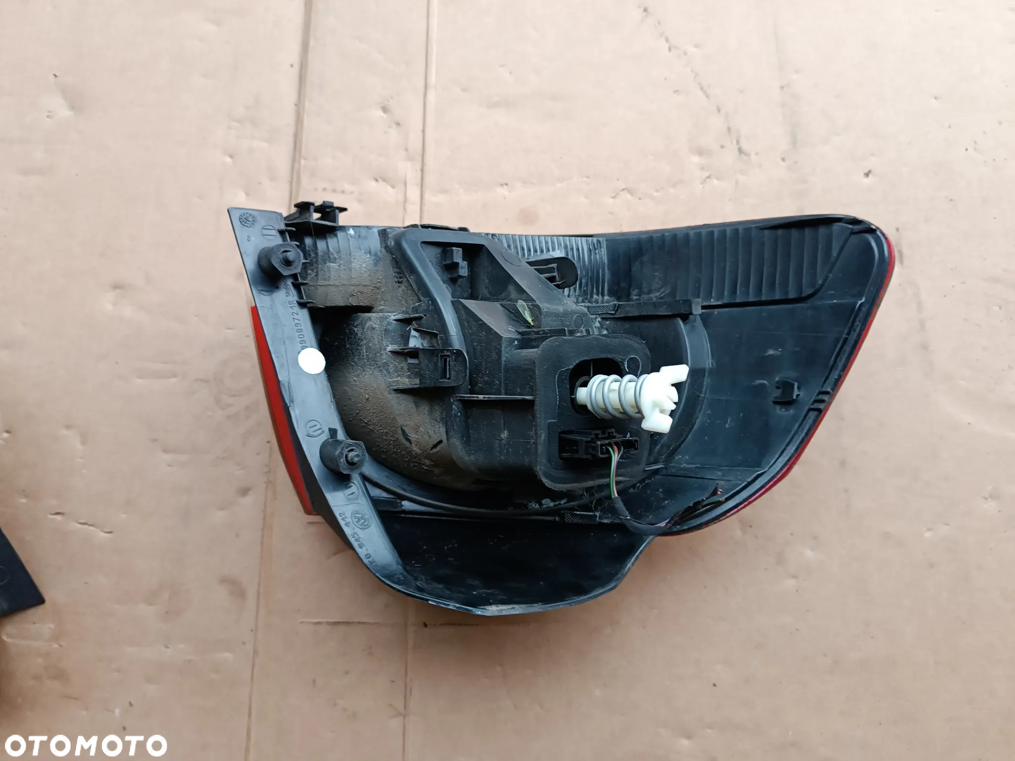 LAMPA TYŁ TYLNA PRAWA VOLKSWAGEN GOLF VI 6 - 3